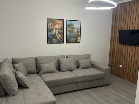 Apartament 1+1 tek Pazari i Ri