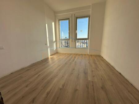 For sale, Apartment 2+1+2, 5 Maji Street, Tirana.