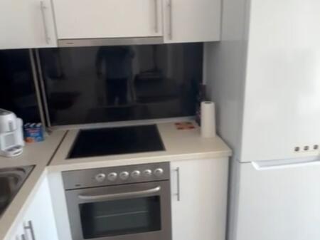 For rent a 2+1 apartment. The apartment is located in the area of Rruga 5 Maj near the municipality buildings, 430 thousand lek 