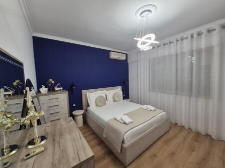 1+1, luxury furnished near Partizani high school, 500 euros, also for bnb