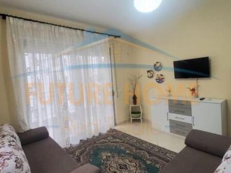 Qera, Apartament 1+1, Fresku, Tiranë