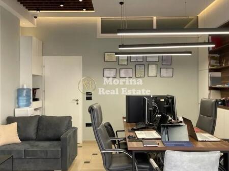 Qera | Ambjent Biznesi | Komuna e Parisit | 600 €/muaj