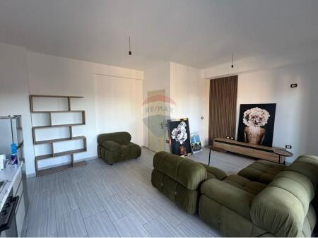 Apartament per qera 2+1+2 tek Astiri