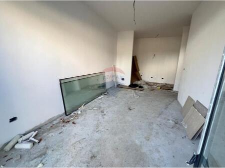 2+1 APARTMENT FOR SALE AT BAMIR TOPI