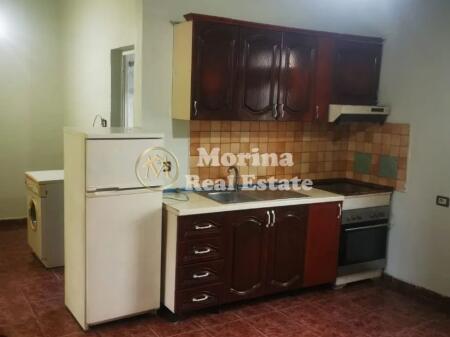 Qera | Shtëpi private 1 + 1 | Stacioni i Trenit | 350 €/muaj
