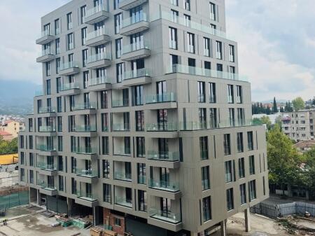 IN VENDITA, LOCALE COMMERCIALE, GOLDEN GATE RESIDENCE(MLS # 530581001-61)