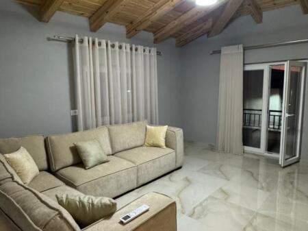 !!!SUPER SHTEPI ME QERA NE FARK!!!