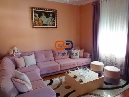 A Sauk, Casa in Vendita 4 Piani Con Vista Fantastica !!