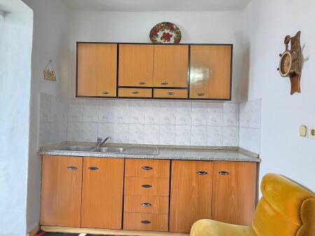 Jepet me Qira 1+1, E Mobiluar Lgj 15🏠