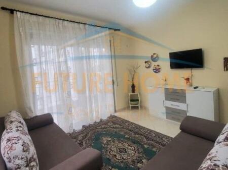 Qera, Apartament 1+1, Fresku, Tiranë
