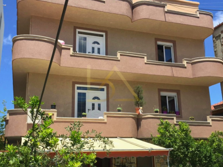 Shitet Vilë  Biznesi – Durrës