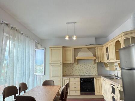 Apartament në shitje – Rruga Rrapo Hekali, pranë Kodrës së Diellit