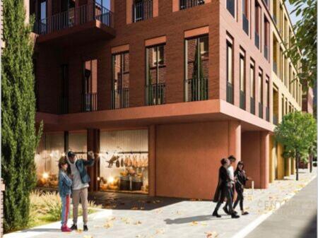 COMMERCIAL SPACE NEAR THE RED SCHOOL!