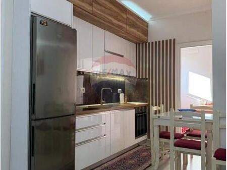 Apartament 2+1 per qira prae Spitalit Amerikan 2