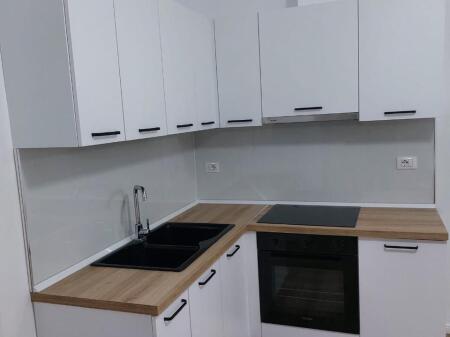 Apartament 1+1 me Qera Afatgjate - Lungomare Vlore