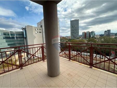 Zyrë - Për Qira - Rruga Abdi Toptani