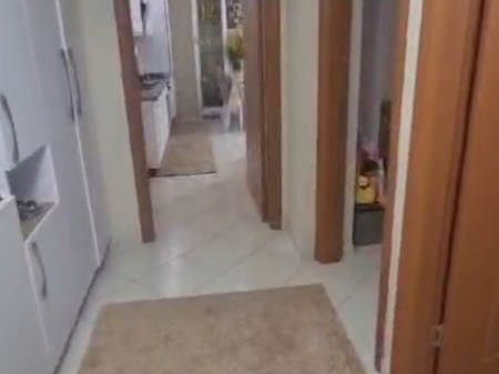 Apartament 2+1+2, Fresku!