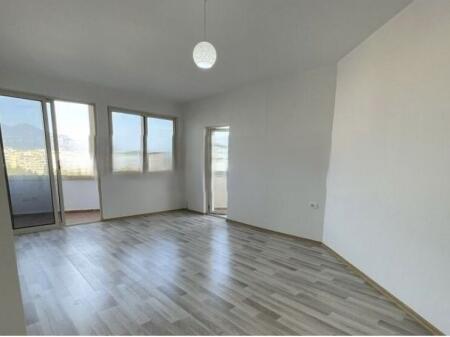 Apartment 2+1 for sale in Yzberisht 132,000 €