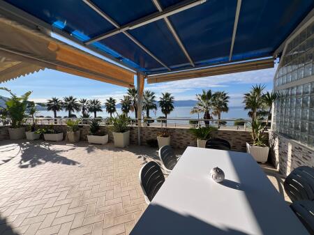 Appartamento Con Vista Mare In Affitto Sul Lungomare