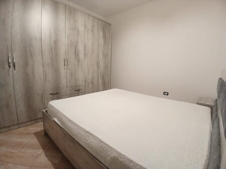 Jepet Me Qera Apartament 1+1+1 Ballkon