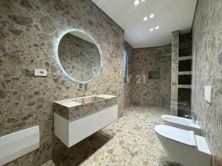 APPARTAMENTO IN AFFITTO PREMIUM 2+1+2+CORTILE CON POSTO AUTO ‼️