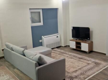 House for rent, in Pallat i Ri 2+1   