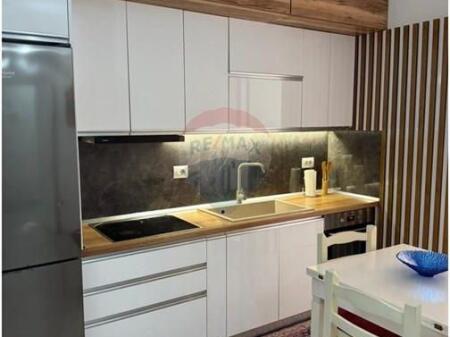 Apartament per qera 2+1 te Rruga e Dibres