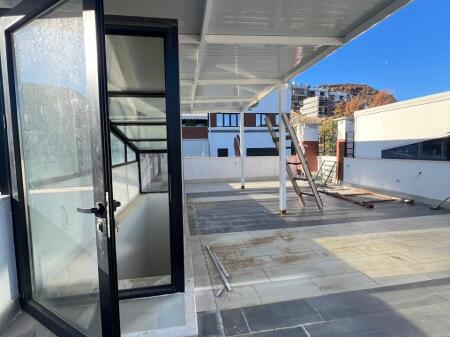 Shitet, Duplex 3+1+3, për Shitje, Zgjatimi - Kodra e Diellit 1.