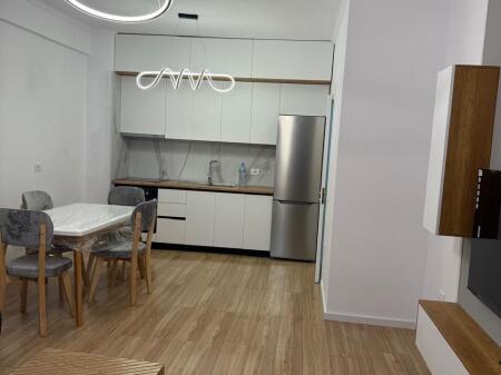 Appartamento 1+1+1 con Balcone in Affitto