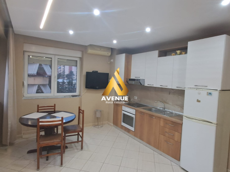 JEPET ME QIRA APARTAMENT 1+1, AIR ALBANIA, TIRANË