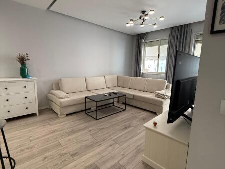 JEPET APARTAMENT 1+1 ME QIRA LIQENI I THATE