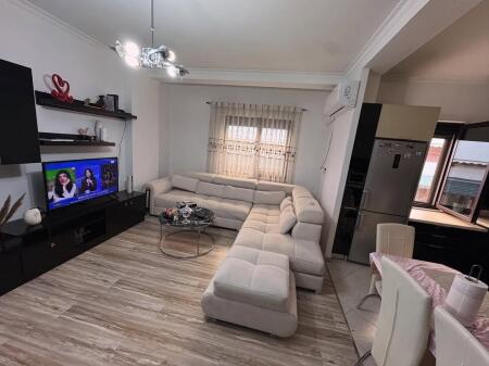 Shitet Apartament 2+1  📍Kodra e Diellit