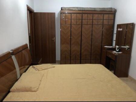 Shitet  apartament 1+1 tek Ish Stacioni i Trenit