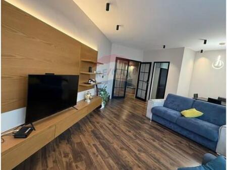 APARTAMENT 2+1 PËR SHITJE – KOMPLEKSI DELIJORGJI, Pallatet Sinani