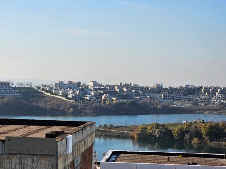 A Farke Vendesi Appartamento 2+1 Con Vista Rilassante Sul Lago!