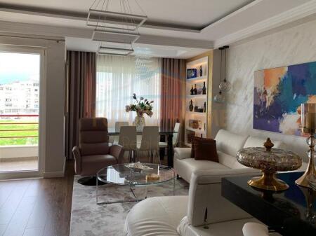 Affitto, Appartamento 2+1+ Posto auto, Lago Secco.