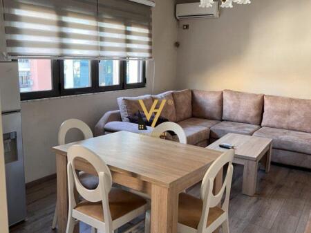 JEPET APARTAMENT 1+1 ME QIRA TE 21 DHJETORI 600 EURO