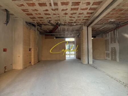 LOCALE COMMERCIALE IN VENDITA 137 M2 DON BOSKO 480.000 EURO