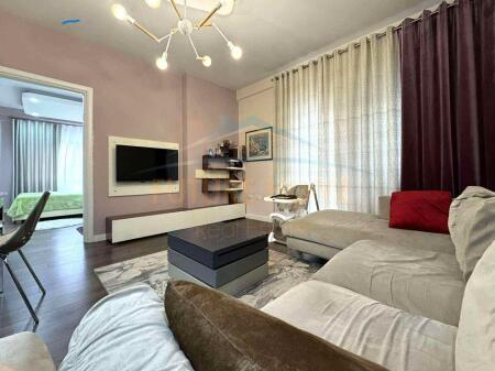 Apartament 1+1, per Qera, Liqeni i Thate, Tirane