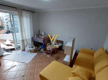 JEPET APARTAMENT 2+1+BLK ME QERA TE RRUGA ELBASANIT 55.000 LEKE