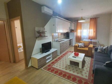 Appartamento nuovo in affitto presso la Residenza “Shopi”, Elbasan