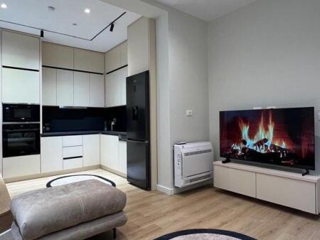 JEPET ME QERA 1+1 PALLATET SHALLVARE! 750 € /Muaj