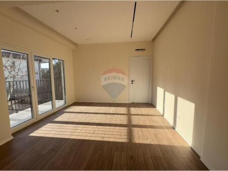 ALI DEMI, VICINO AI DEPOSITI D'ACQUA, VENDIAMO APPARTAMENTO