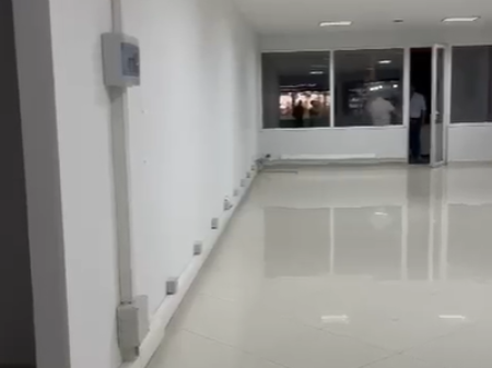 LOCALE COMMERCIALE IN AFFITTO 170 M2 ASTIR 2000 EURO