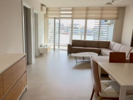 Apartament 2+1+2, Kika 2!