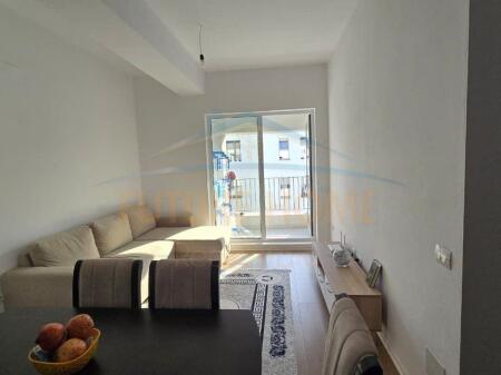 Rent, Apartment 2+1+2 Kaimi Complex, Ali Demi, Tirana. 550 €,Return61368