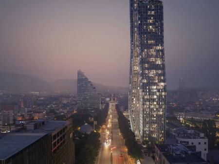 Shitet Apartament 2+1+2 tek Lion Park 2