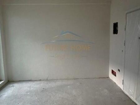 In vendita, Appartamento 1+1, Ali Dem, Residenza Kadiu, Tirana.