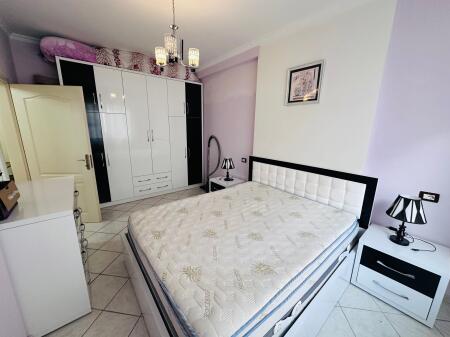 Jepet Me Qera Apartament 1+1+1 Ballkon