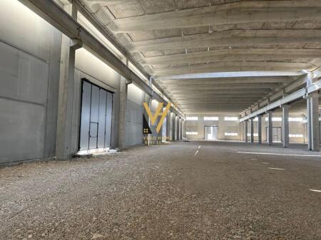 CAPANNONE 2.700 M2 IN VENDITA A FUSHE PREZE 1.800.000 EURO